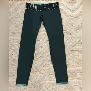 Women’s Lululemon Size 8 Leggings